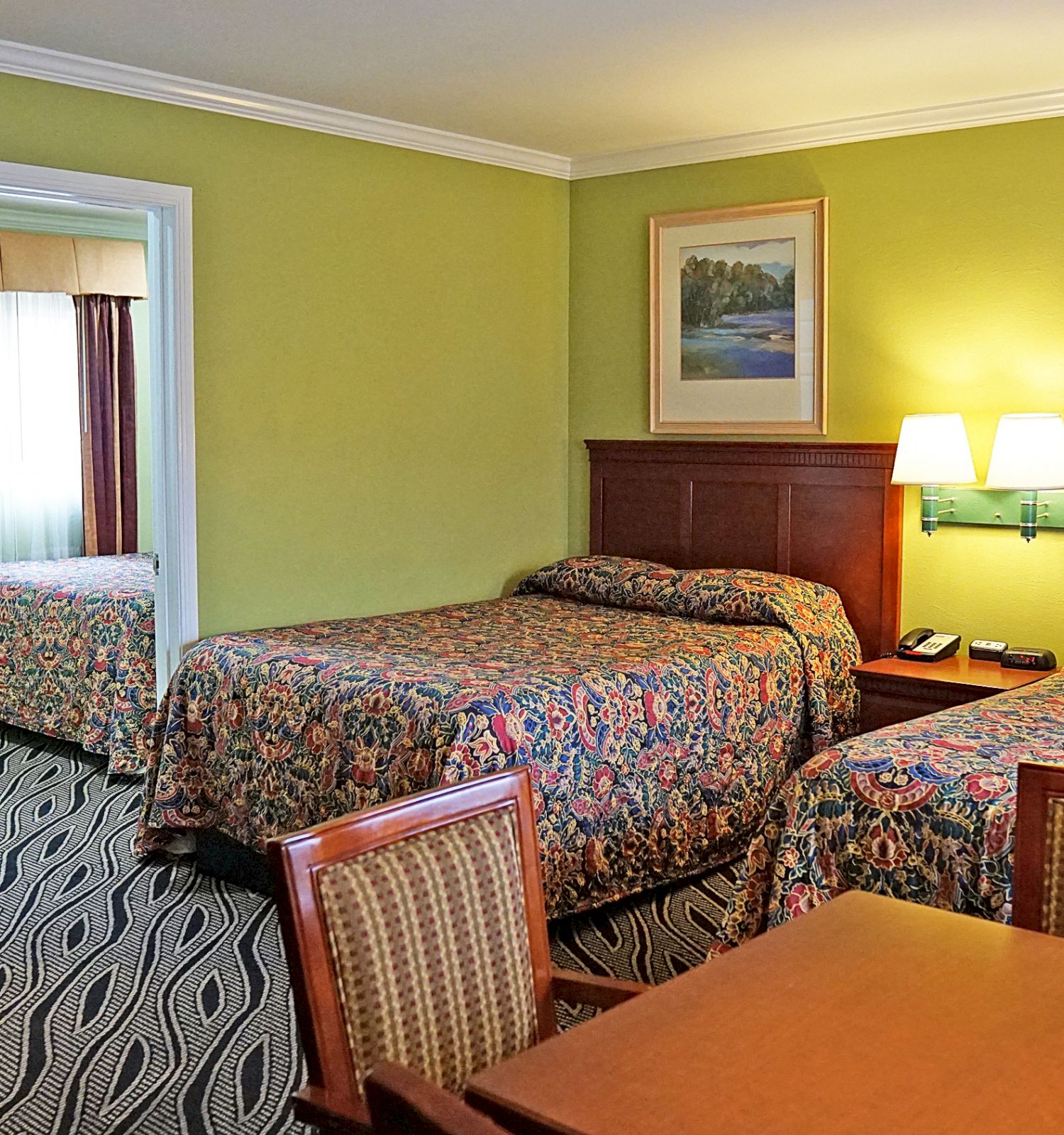 Redondo Inn & Suites