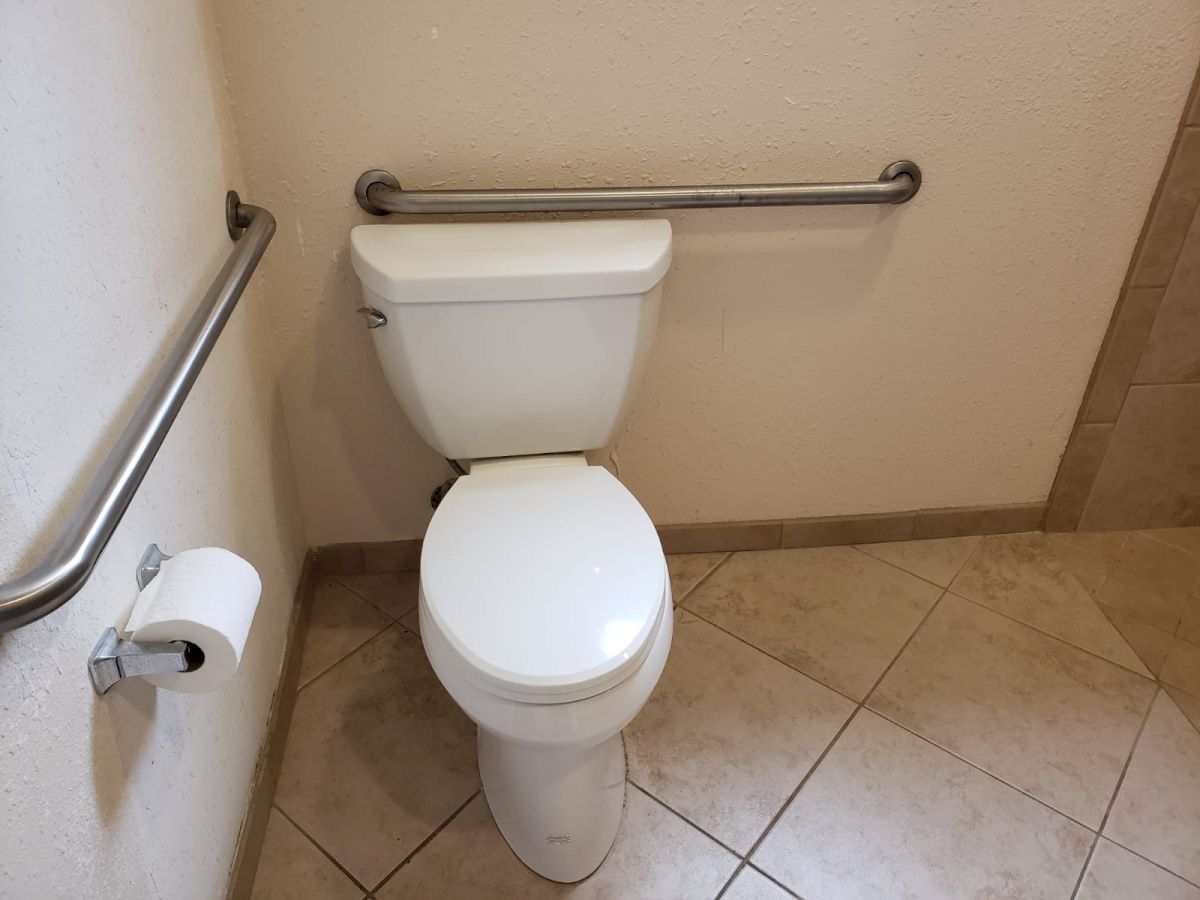 Redondo Inn & Suites