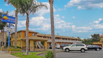 Redondo Inn & Suites