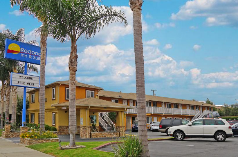 Redondo Inn & Suites