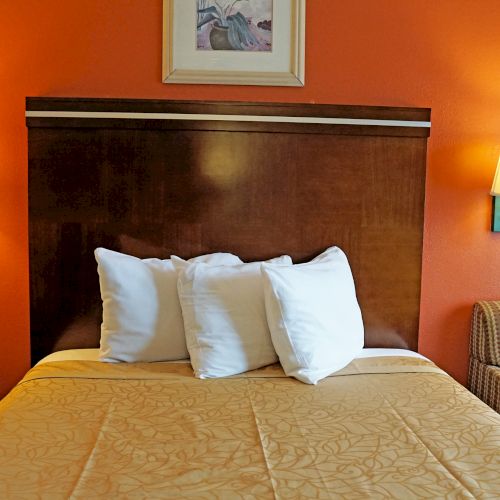 Redondo Inn & Suites